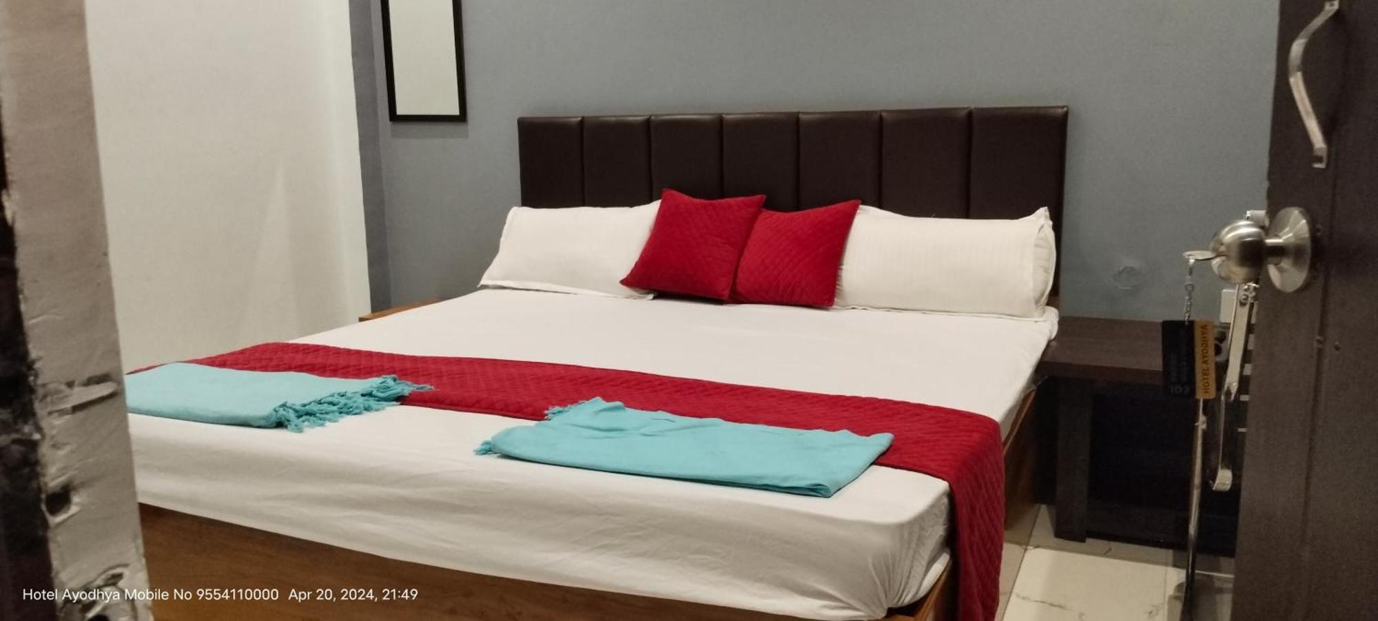 Hotel Ayodhya Paying Guest Екстериор снимка
